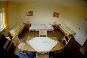 Carl 2* Aschheim